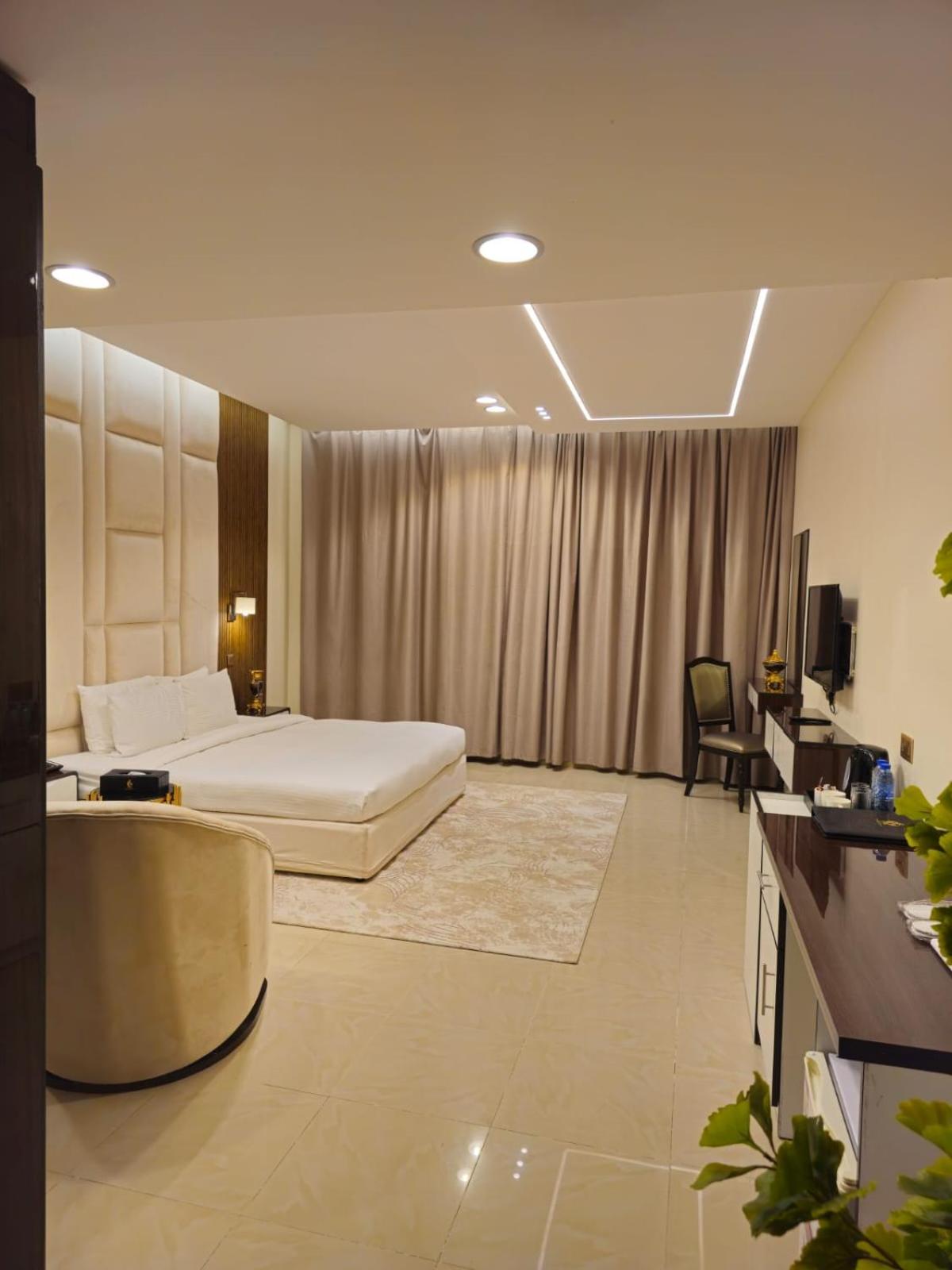 Clifton International Hotel Фуджейра Екстериор снимка