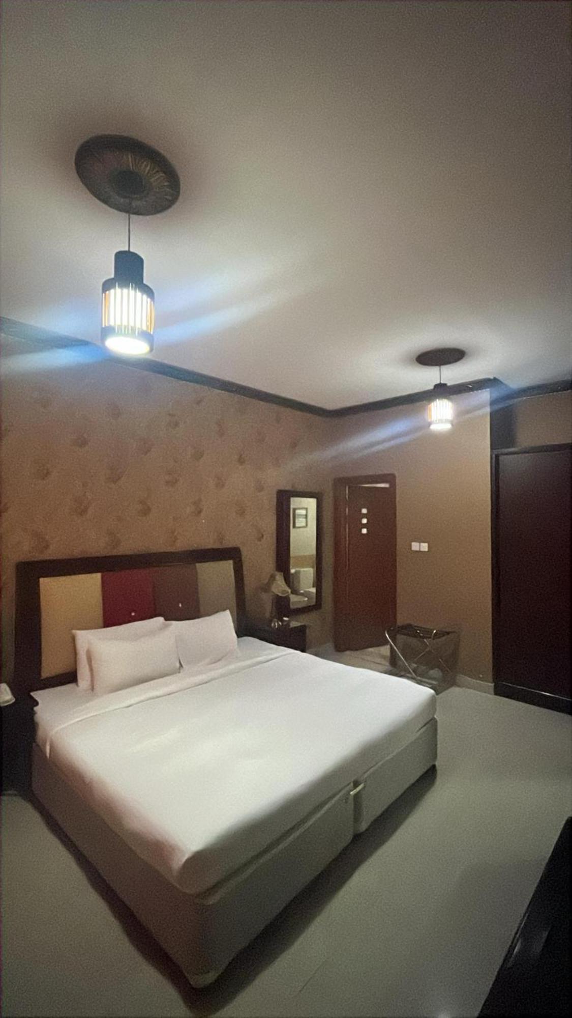 Clifton International Hotel Фуджейра Екстериор снимка