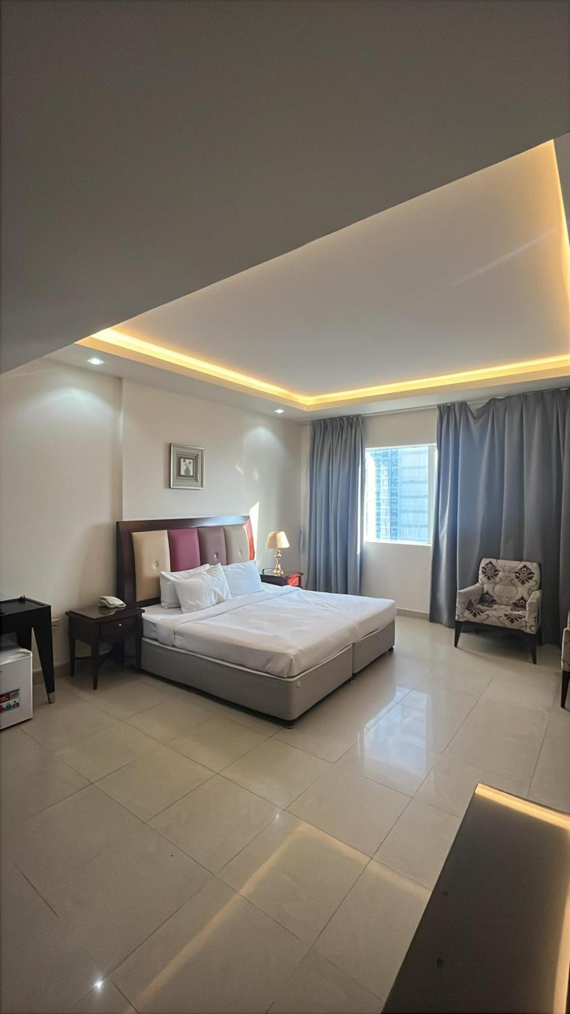 Clifton International Hotel Фуджейра Екстериор снимка
