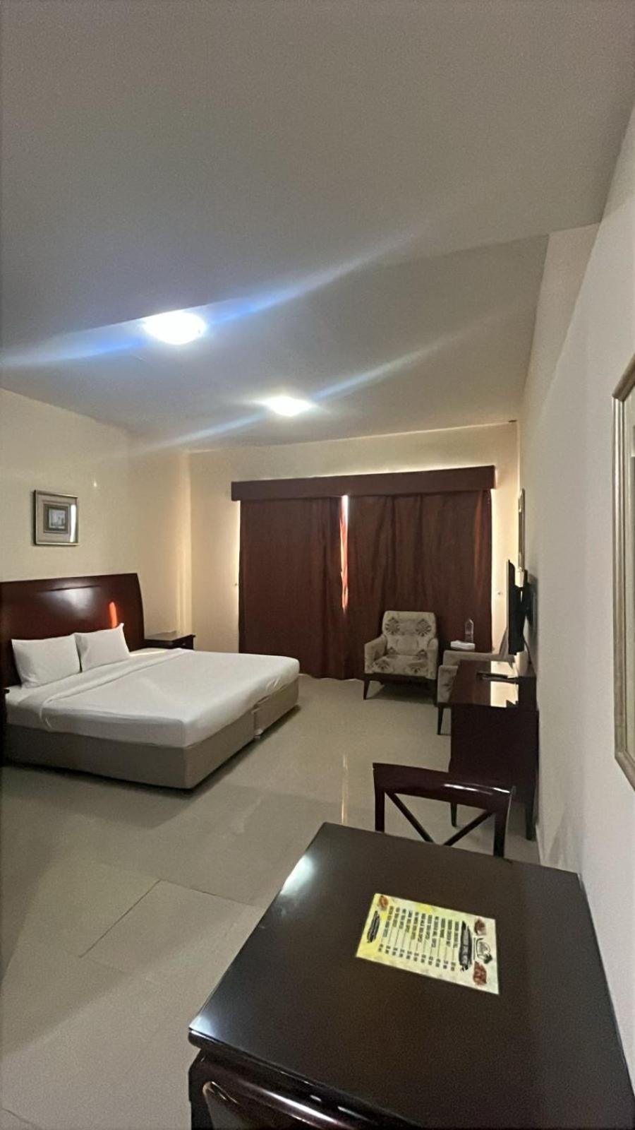 Clifton International Hotel Фуджейра Екстериор снимка