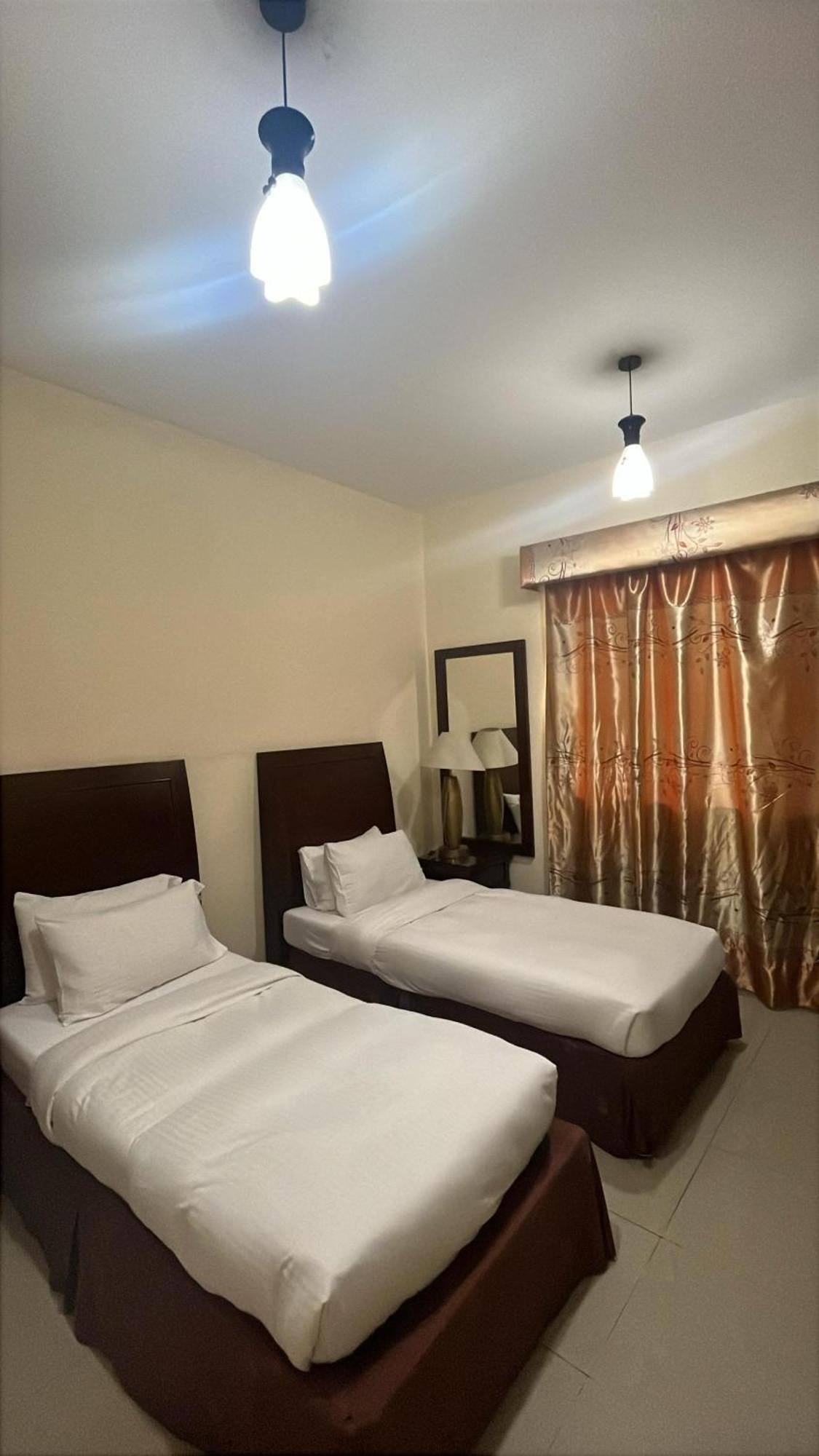 Clifton International Hotel Фуджейра Екстериор снимка