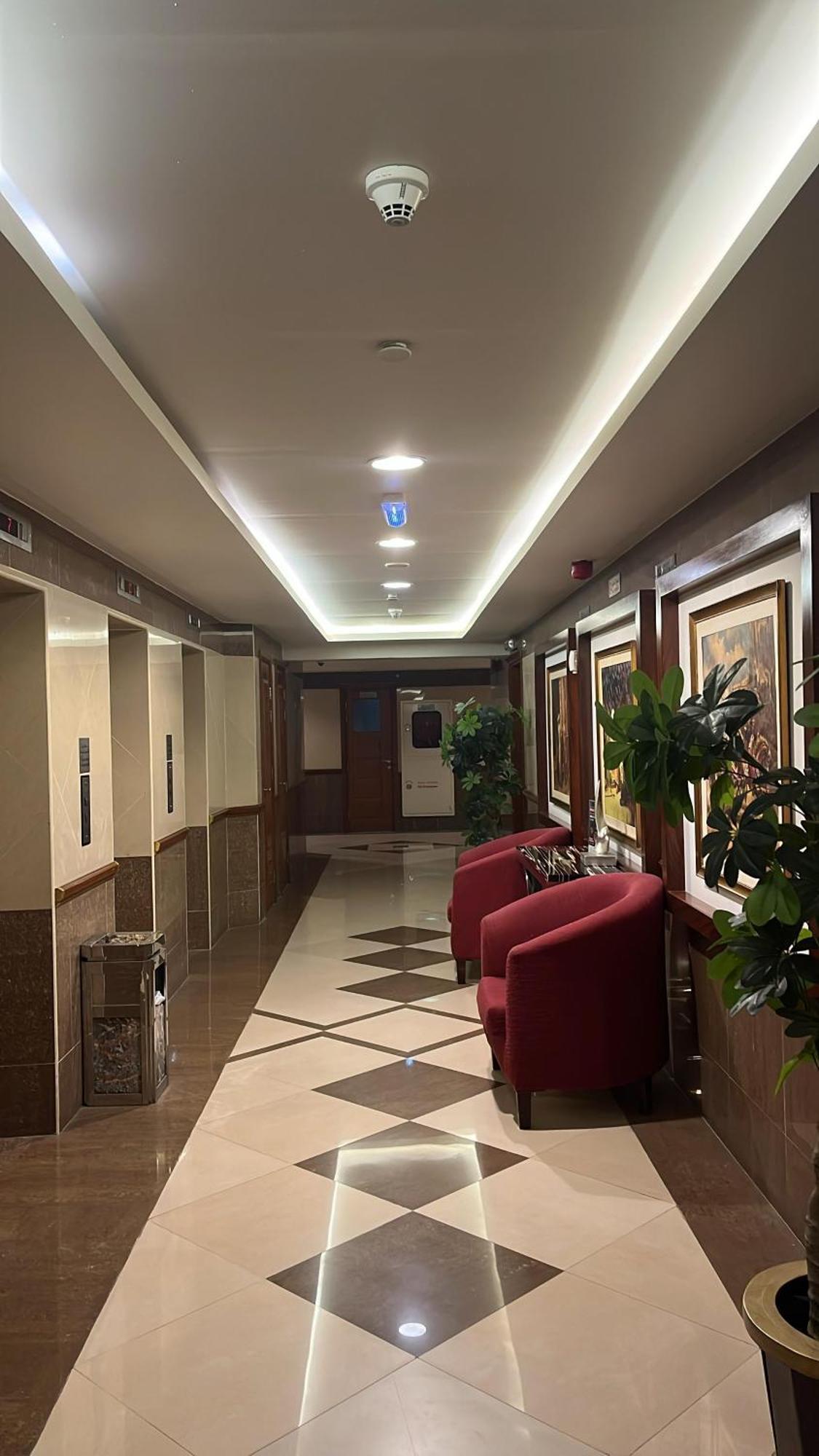 Clifton International Hotel Фуджейра Екстериор снимка